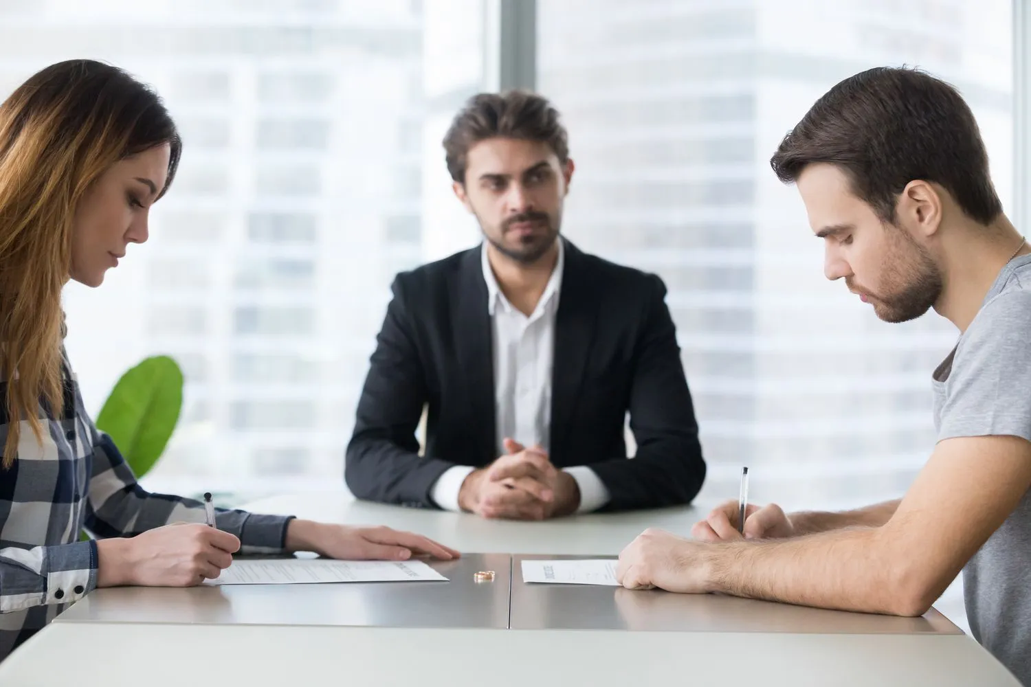 How EH Mediation Guides Couples Toward Fair and Balanced Outcomes Margate